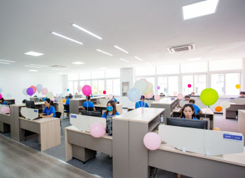 上?？偛哭k公區(qū)